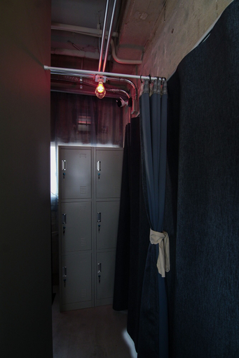 Bathroom 3, RED SUBMARINE - Hostel, Kure