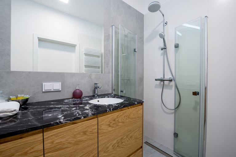 Bathroom 5, Aparthotel Warsaw Hub, Warsaw