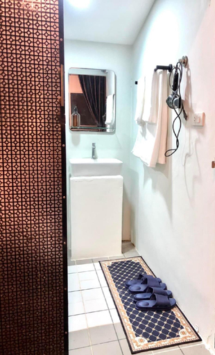 Bathroom 3, HimFai HomeStay BuengKan, K. Bung Khla