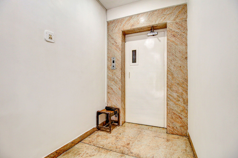 Bathroom 4, FabHotel prime Manjeet, Bhopal