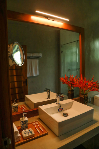 Bathroom 5, Villa Rumassala Luxury Chalets, Habaraduwa