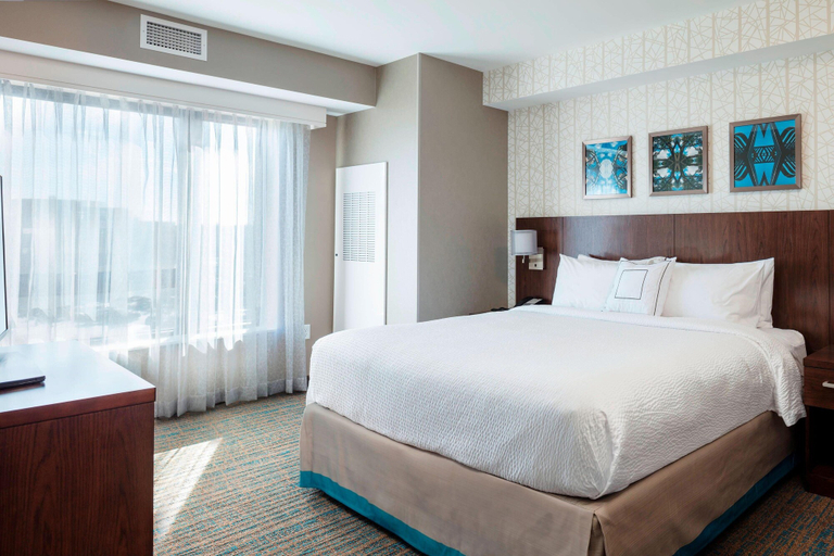 Bedroom 2, Residence Inn by Marriott Boston Burlington, Middlesex