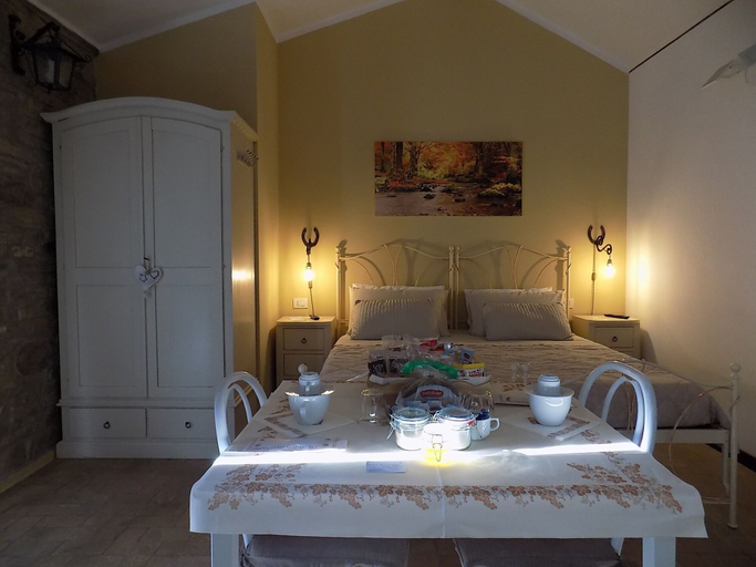 Bedroom 2, relais Cà del rio, Bologna