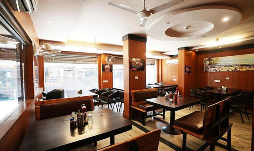 Food & Drinks 4, Fabhotel Madurai, Udaipur