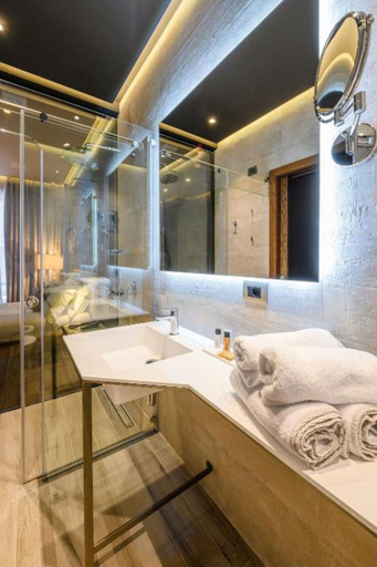 Bathroom 3, Chic Boutique Hotel Vlore, Vlorës