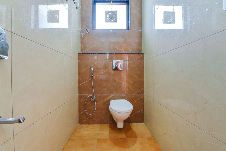Bathroom 3, Fabhotel Bungalow 18, Jaipur