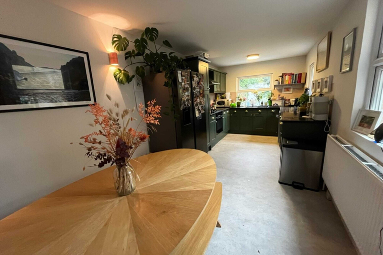 Others 2, Dreamy 3BD House W/large Patio - Stoke Newington!, London