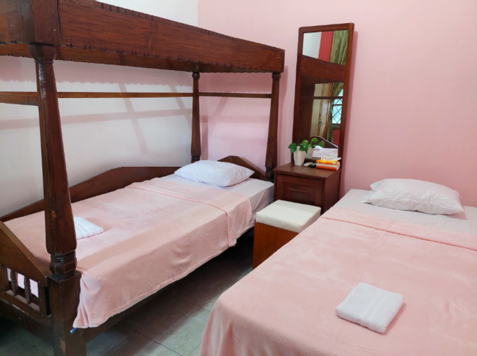 Bedroom 3, Joglo Ayu Syariah Guest House, Tegal