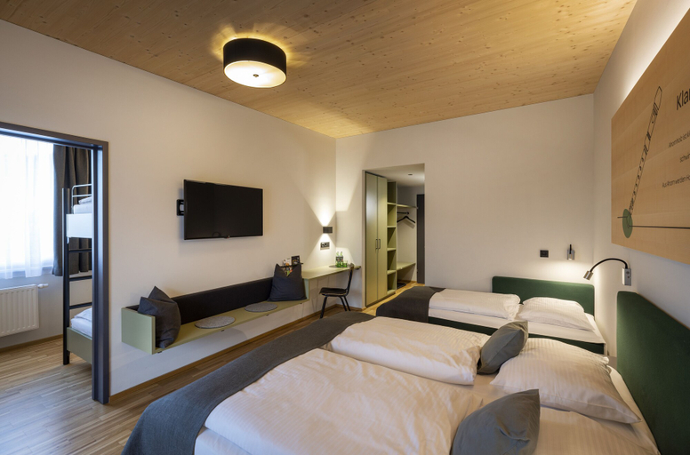 Bedroom 3, JUFA Hotel Laterns - Klangholzhus, Feldkirch