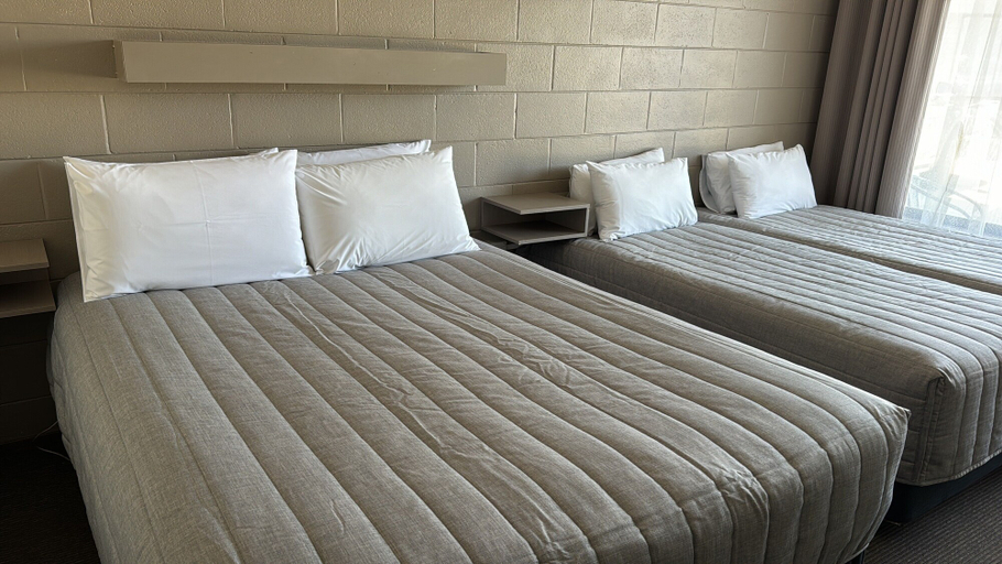 Bedroom 5, Admella Motel, Glenelg - Portland
