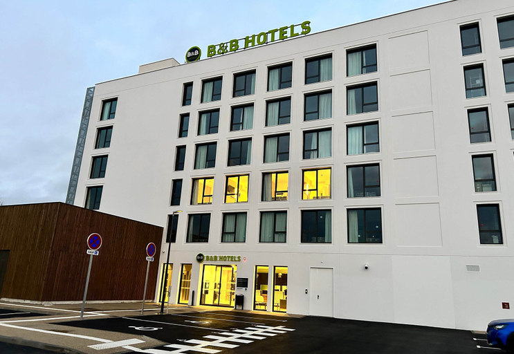 Exterior & Views 2, B&B HOTEL Cergy Saint-Christophe Gare, Val-d'Oise