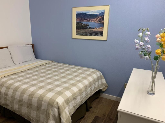 Bedroom 4, Swiss Sunset Inn, Okanagan-Similkameen