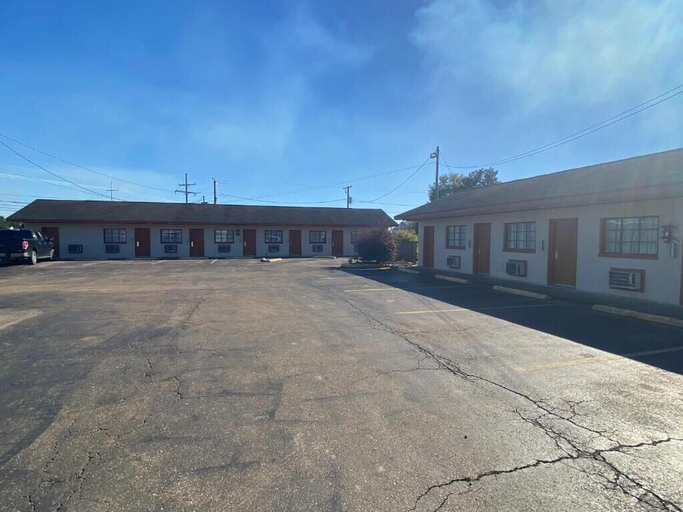 Exterior & Views 2, Relax Inn-Plaquemine, Iberville