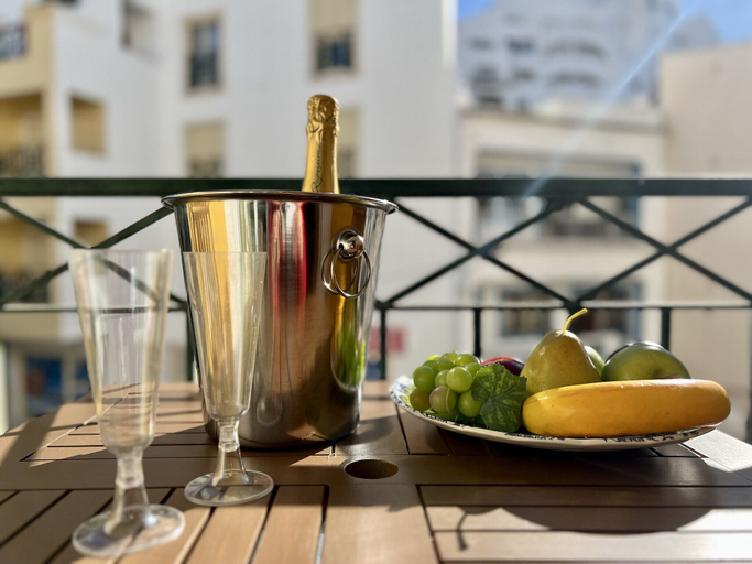Food & Drinks 4, Albufeira Brightness by Homing, Albufeira