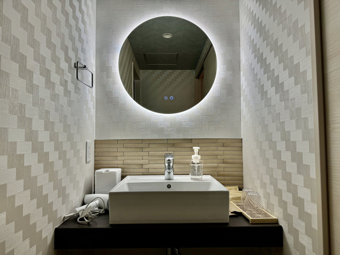 Bathroom 3, Hotel Ishigaki & Chikonkiya, Ishigaki