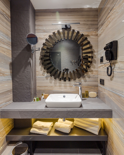 Bathroom 5, Tapis Rouge Design Boutique Hotel, Batumi