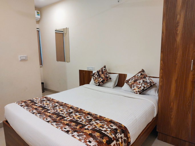 Bedroom 2, Athasri Hotel HSR Layout, Bangalore