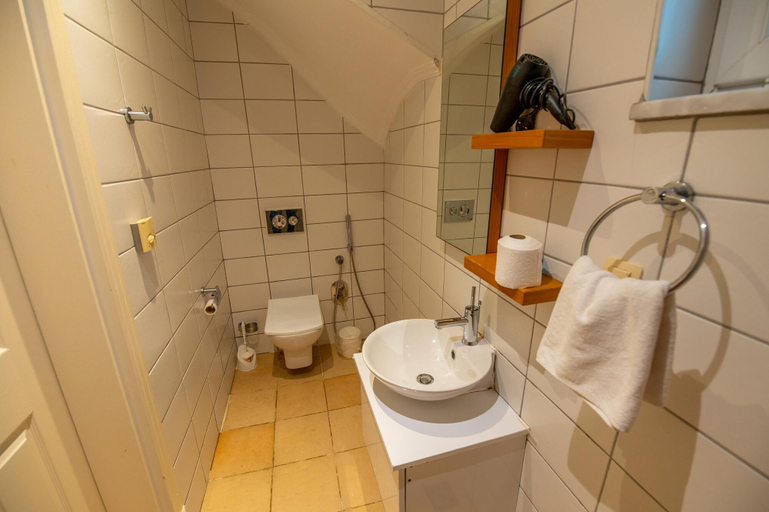 Bathroom 4, Sunset Beach Club Villas, Fethiye