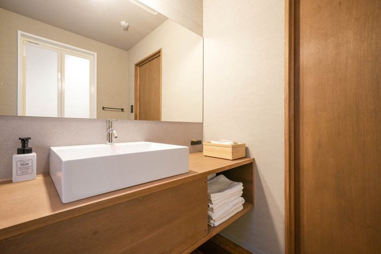 Bathroom 4, Green Room Hotel, Sapporo