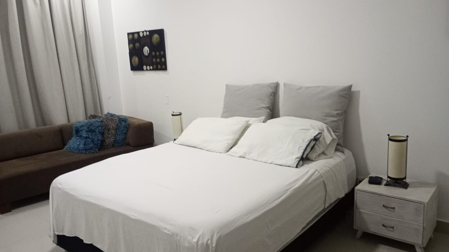 Bedroom 2, Beautiful Laguna Club Resort apartment, Cartagena de Indias