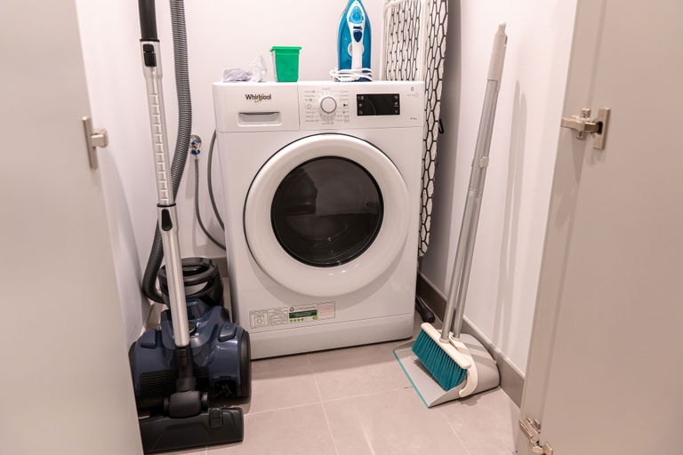 Bathroom 5, YOUR STAY Apartments Luxury Beachfront Living, Dubai