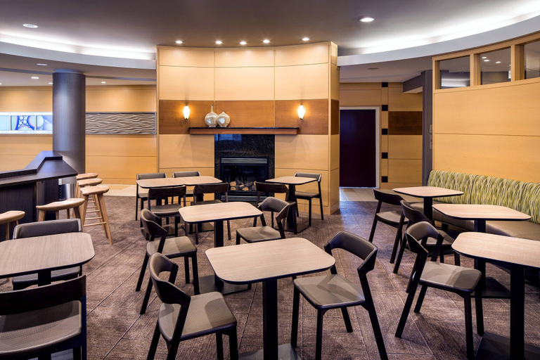 Food & Drinks 4, SpringHill Suites by Marriott Bakersfield, Kern