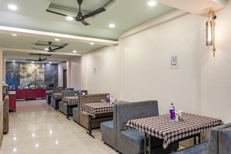 Food & Drinks 4, Emerald Retreat, Pune