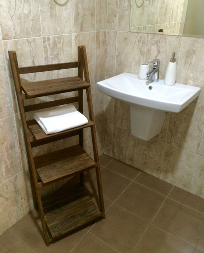 Bathroom 4, Red Fox Guesthouse, Tbilisi