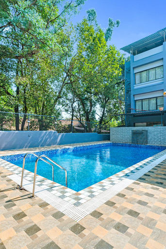 Sport & Beauty 5, Emerald Retreat, Pune