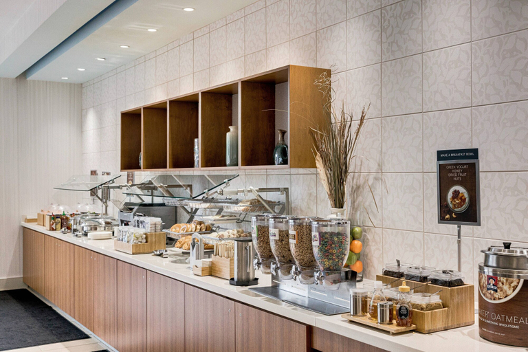 Food & Drinks 5, SpringHill Suites Houston The Woodlands, Montgomery