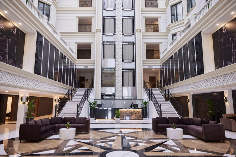 Public Area 4, Yogh Hospitality, Rainville