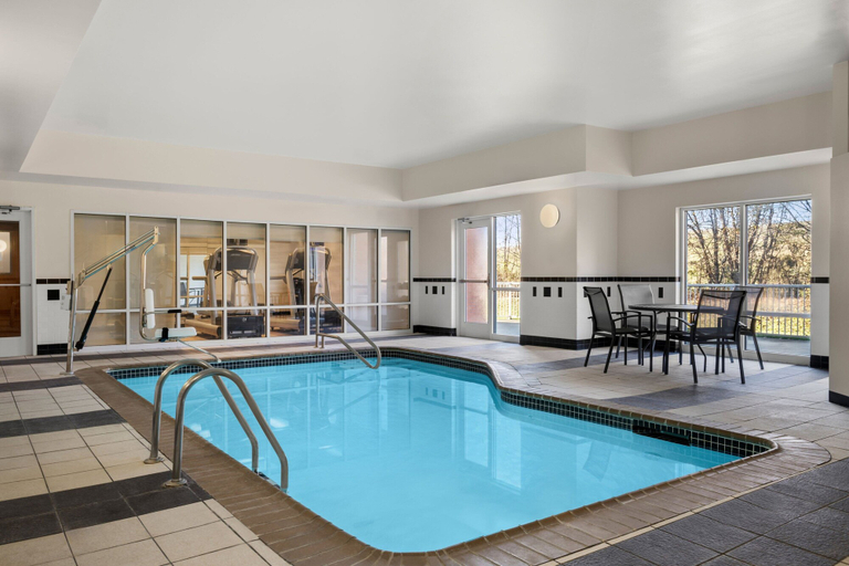 Sport & Beauty, Fairfield Inn & Suites by Marriott Paducah, McCracken
