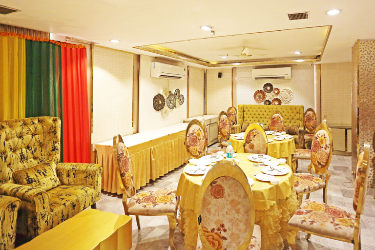 Food & Drinks 5, JRD Luxury, Delhi