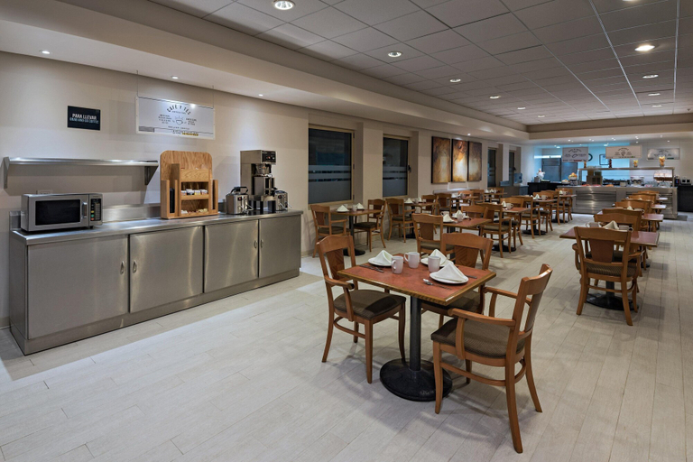 Food & Drinks 5, Four Points by Sheraton Monterrey Linda Vista, Guadalupe