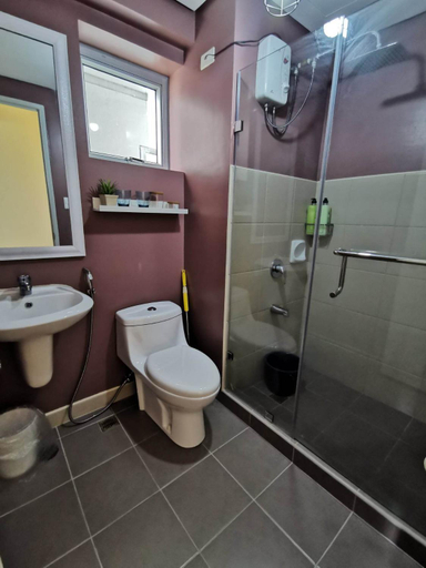Bathroom 3, Avida Davao by davaobnb & Lemonique Homes, Davao City