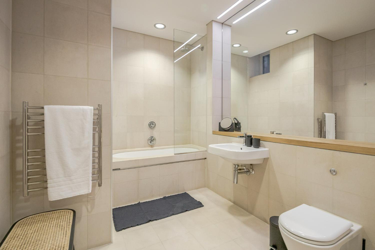Bathroom 3, Kula London - Holborn, London