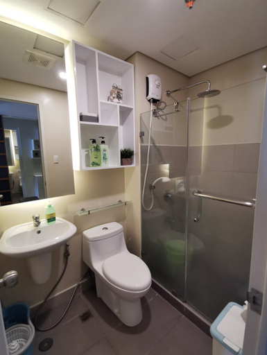 Bathroom 3, Avida Davao by davaobnb & Lemonique Homes, Davao City