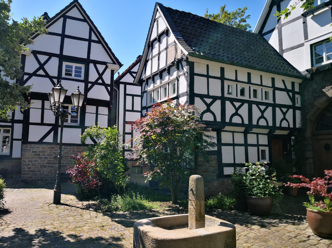 Fünf Giebel Eck in der Freiheit am Ruhrtalradweg, Ennepe-Ruhr-Kreis