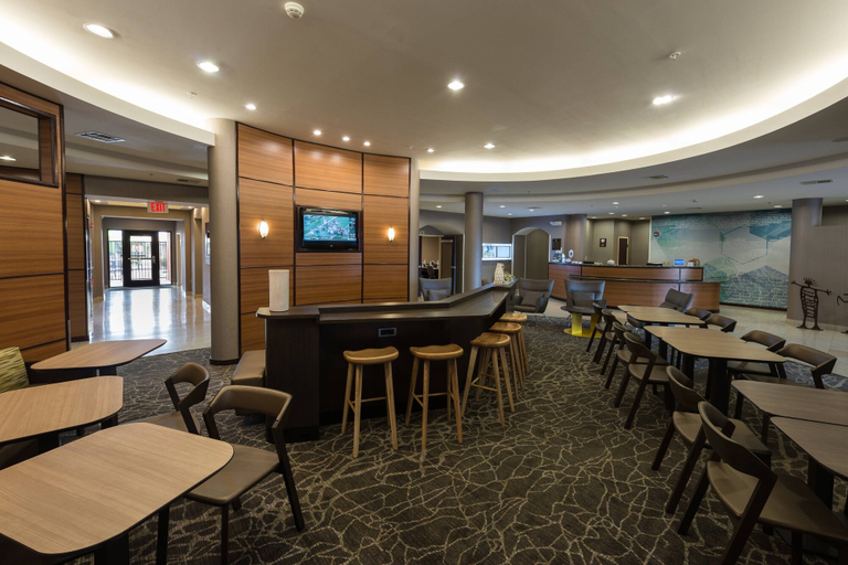 Food & Drinks 5, Springhill Suites by Marriott Ridgecrest, Kern