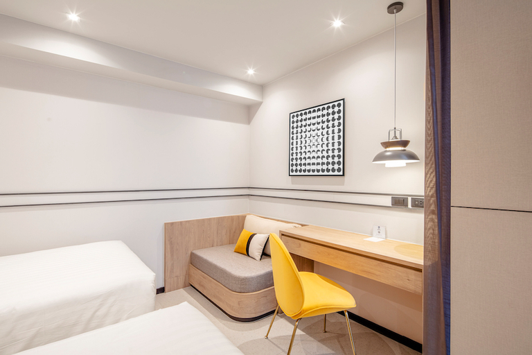 Bedroom 15