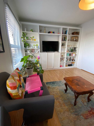 Others 5, Vibrant & Funky 1BD Flat - 12 Mins to Stratford!, London
