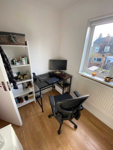 Others 2, Vibrant & Funky 1BD Flat - 12 Mins to Stratford!, London