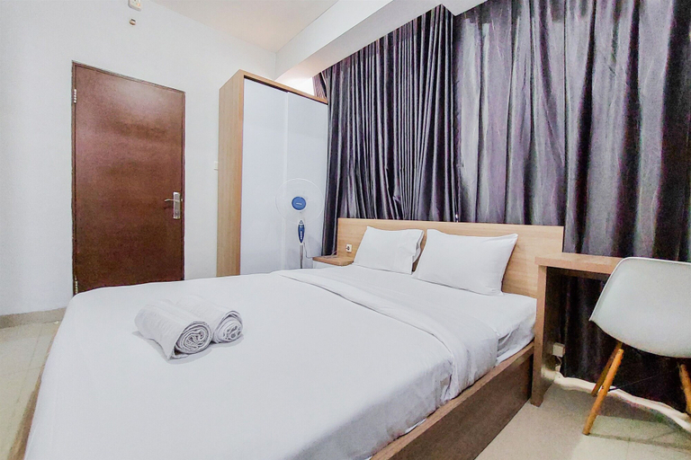 Bedroom 3, Restful And Modern 2Br Majestic Point Serpong Apartment, Tangerang