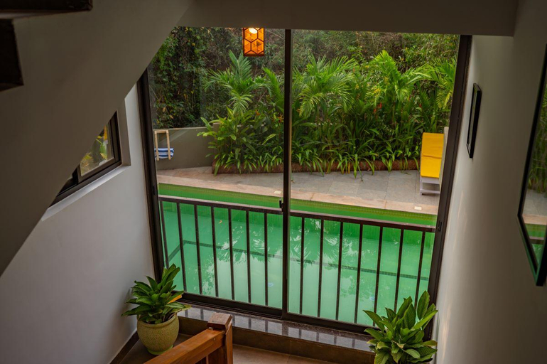 Public Area 2, Locomo Boutique, Morjim - Cozy tropical stay, near beach, North Goa