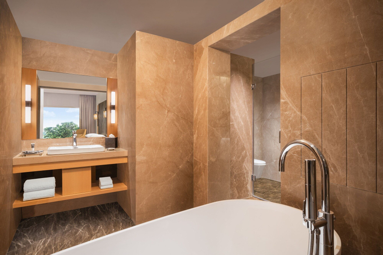 Bathroom 7