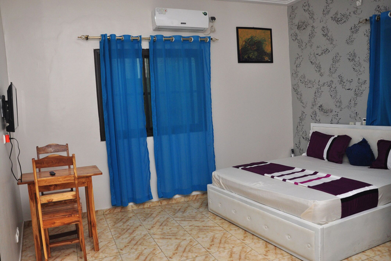 Others 4, Luxury Palace, Golfe (incl Lomé)