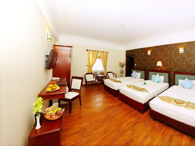 Bedroom 3, Universe Hotel, District 1