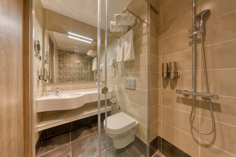 Bathroom 4, Hayasa Hotel Yerevan, Yerevan
