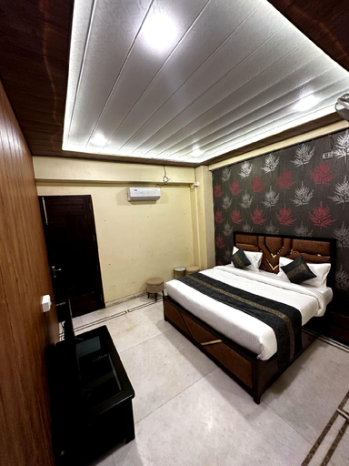 Bedroom 2, Hotel Shivi, Varanasi