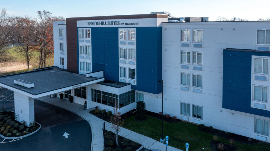 Exterior & Views 2, SpringHill Suites by Marriott Woodbridge, Middlesex